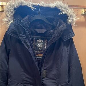 Hollister Navy Women's Faux-Fur Trim Hooded Parka Coat